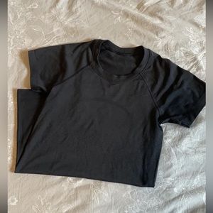 Lululemon Swiftly Tech Short Sleeve Top